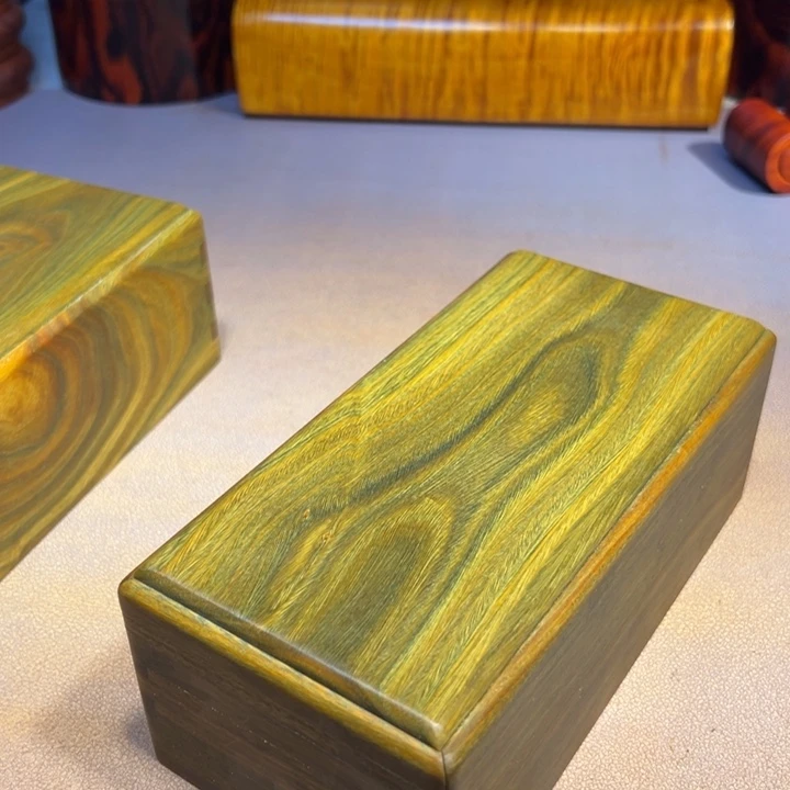 喜***洋机关盒。