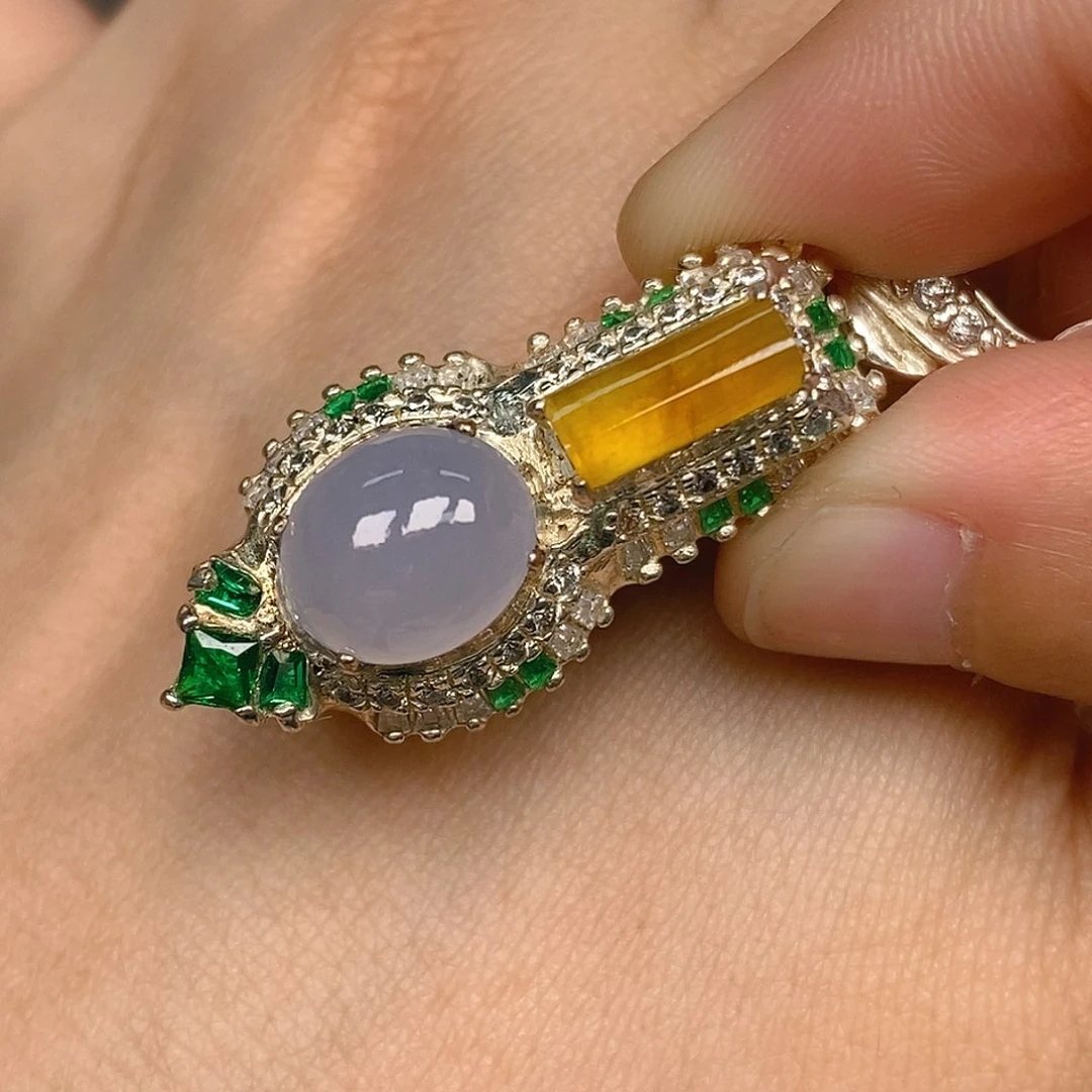 翡翠戒指未镶嵌翡翠