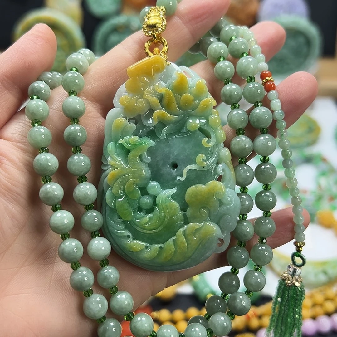 翡翠未镶嵌颈饰吊坠