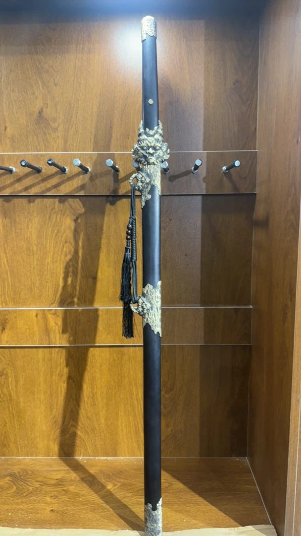 大龙王花纹钢唐横刀-未开刃