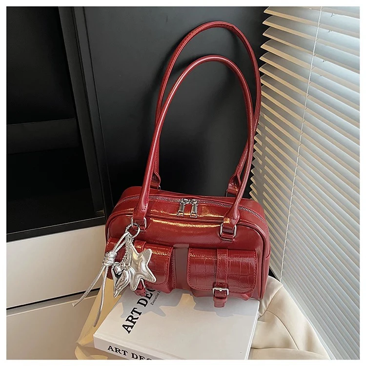 红色婚包波士顿包包女式2025新款高级感轻奢小众腋下保龄球包休闲