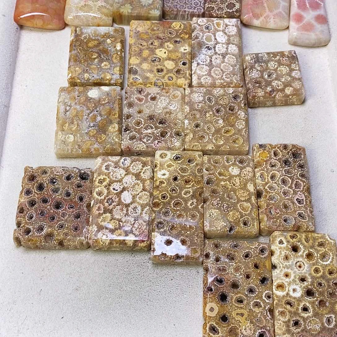 合金颈饰硅化玉觉***C