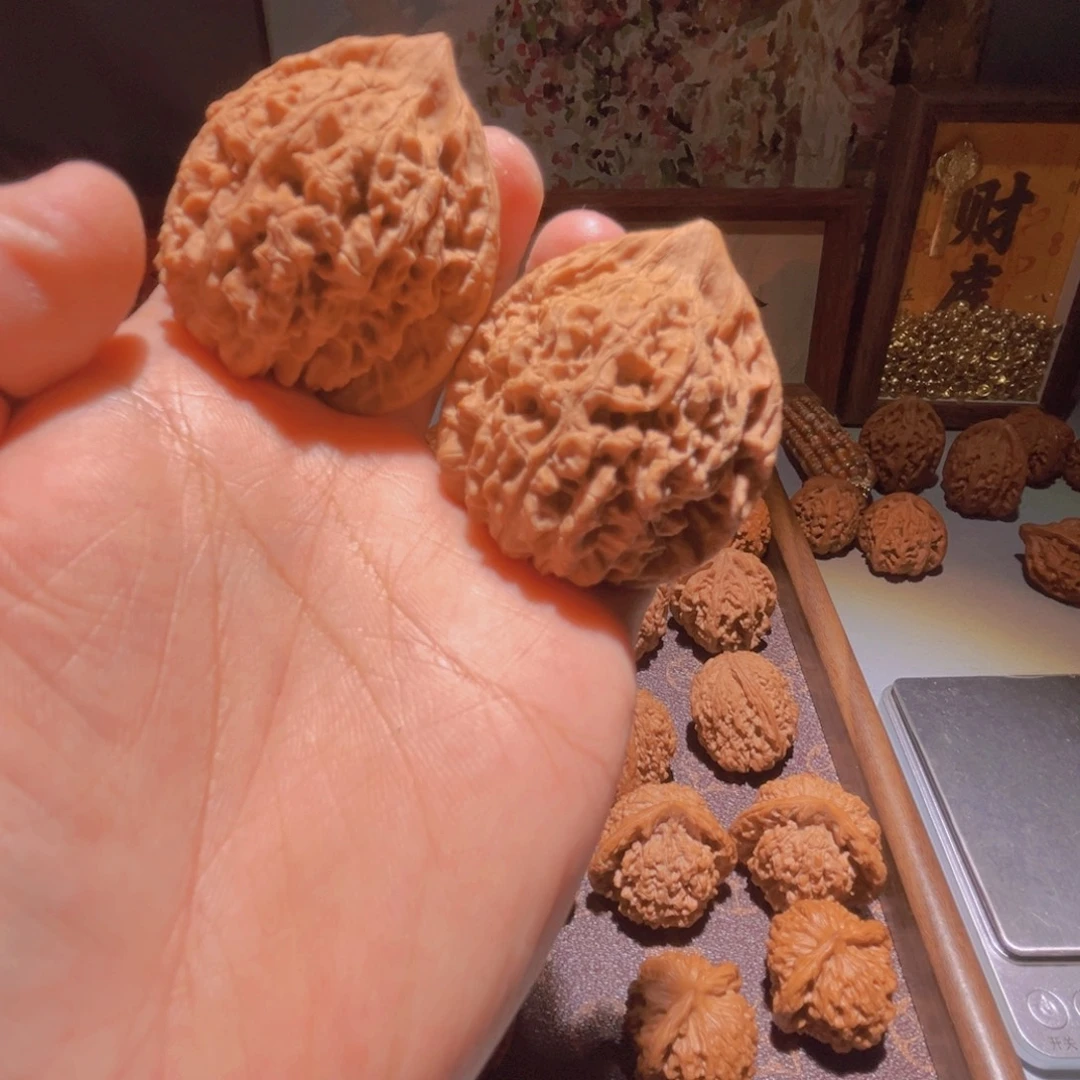 瑞麟文玩核桃官帽