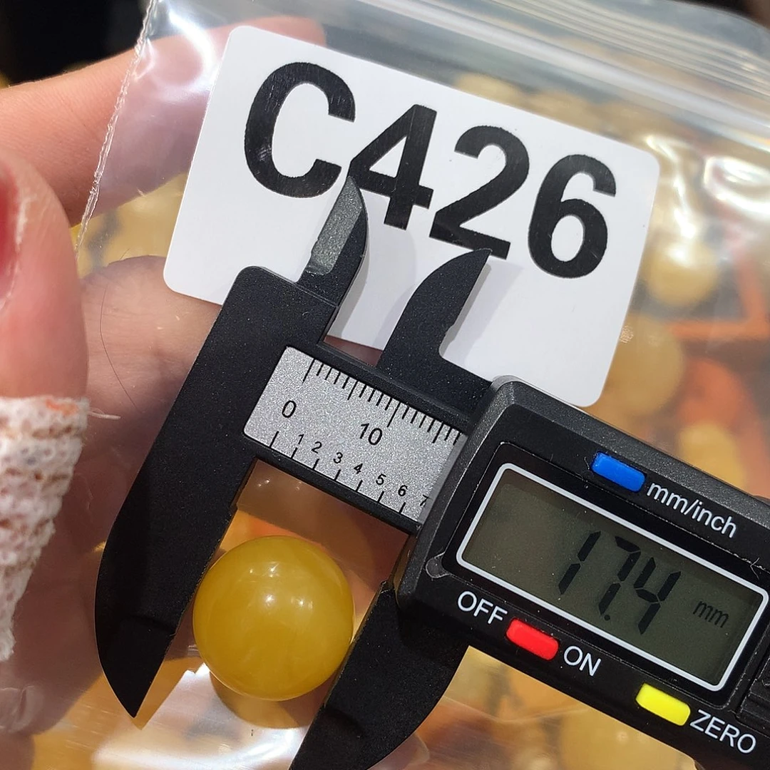 未镶嵌琥珀珠宝奇石