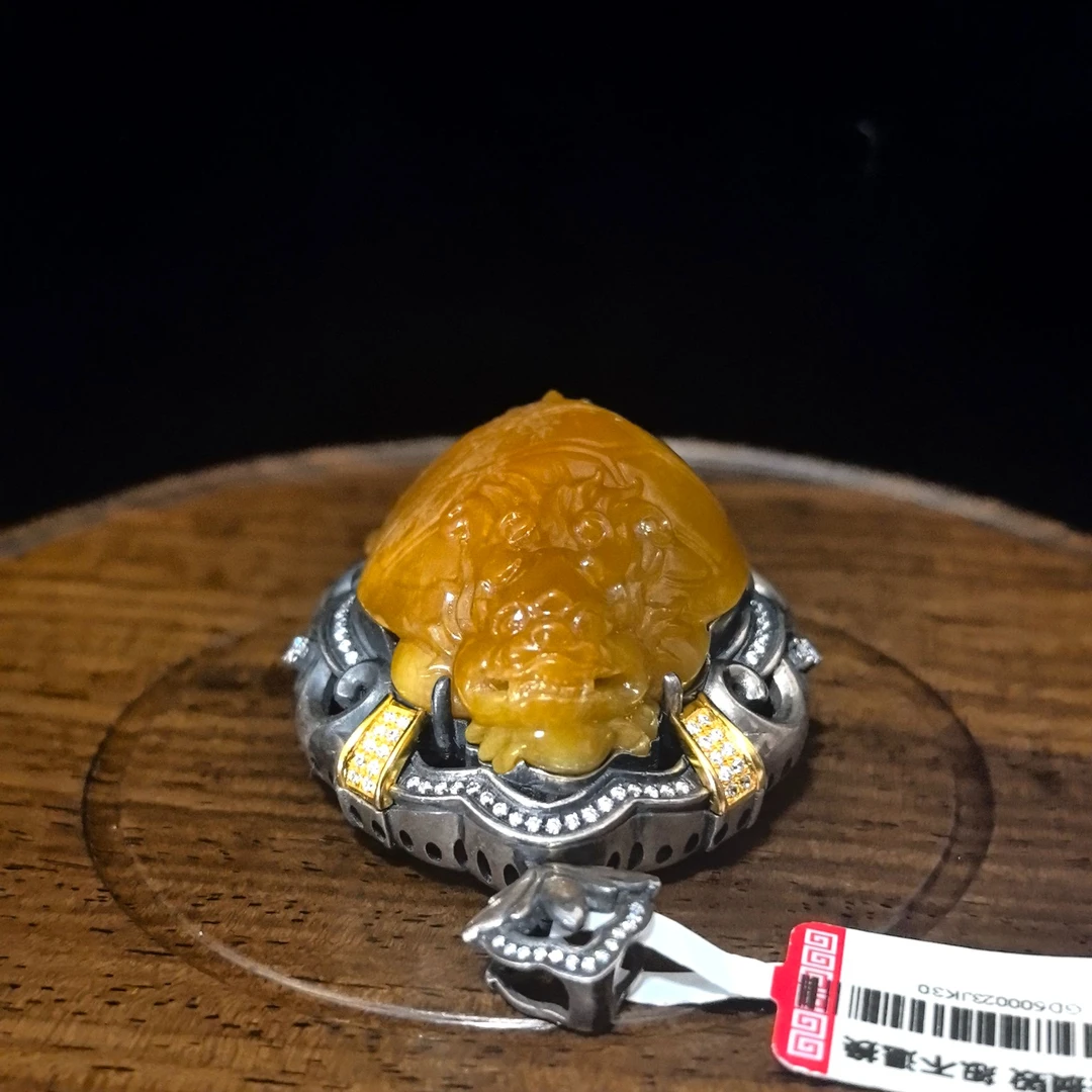【玖客雅玉】新疆和田玉籽料黄沁镶嵌龙龟挂件43*37*22mm/39.31g