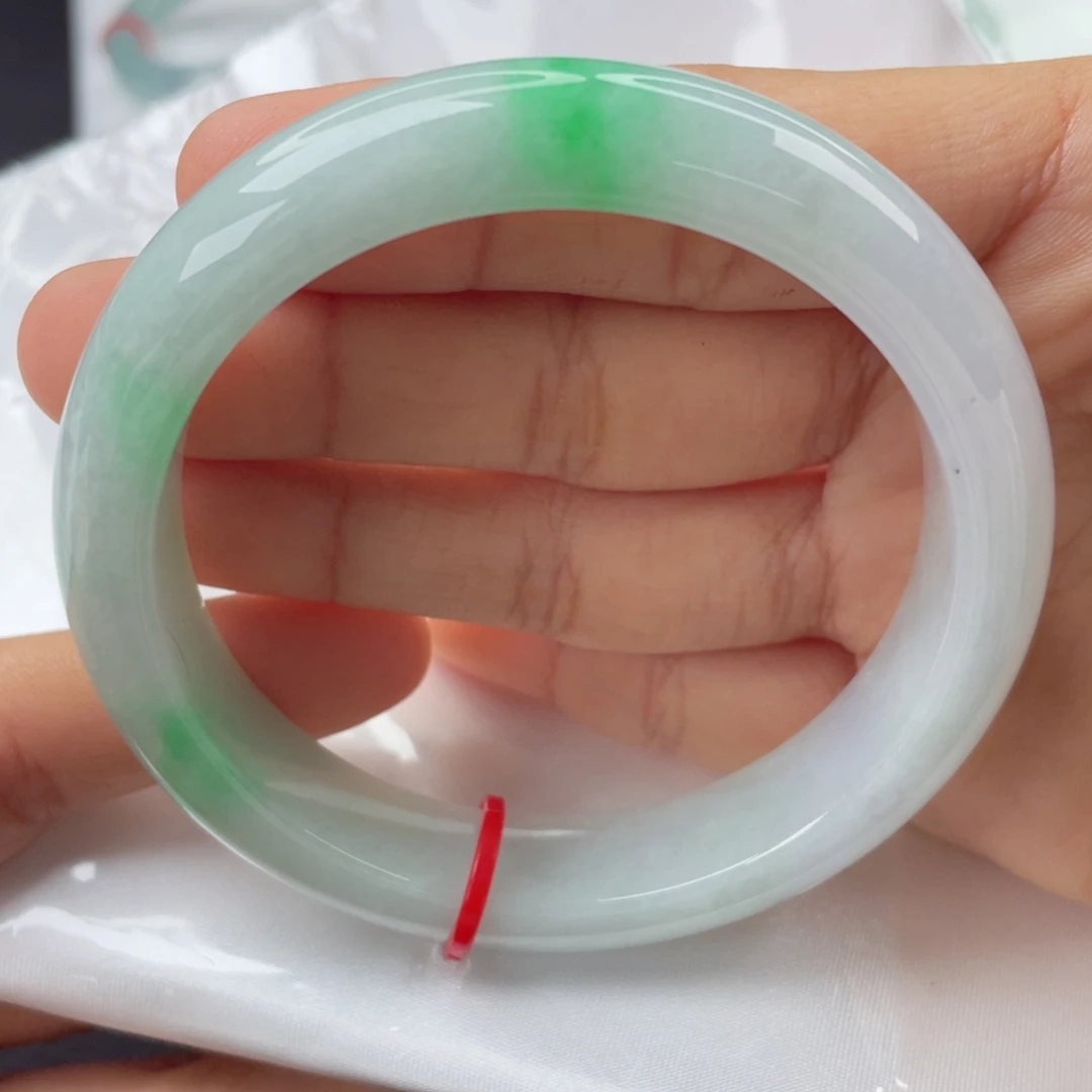 翡翠手镯未镶嵌5758圈