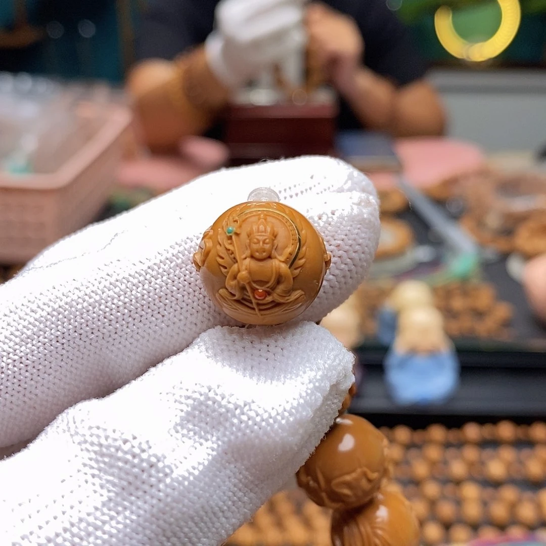 手串/手链核桃猴头核桃雕刻地藏镶嵌单粒，