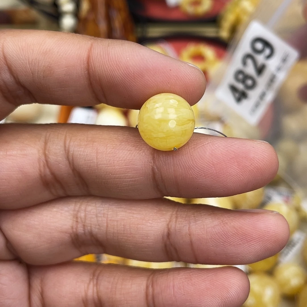 蜜蜡未镶嵌珠宝奇石12.8