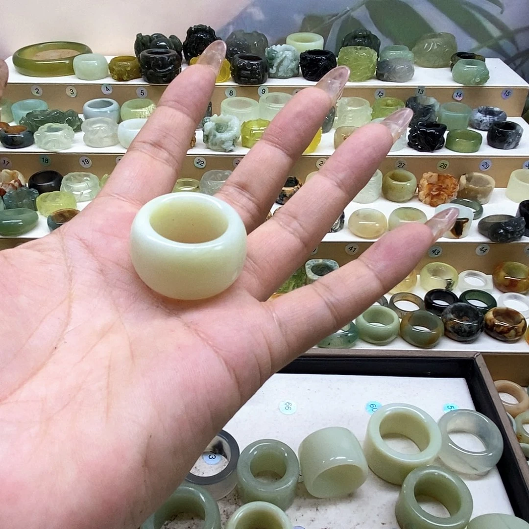 金****岫玉未镶嵌天然玉石岫玉