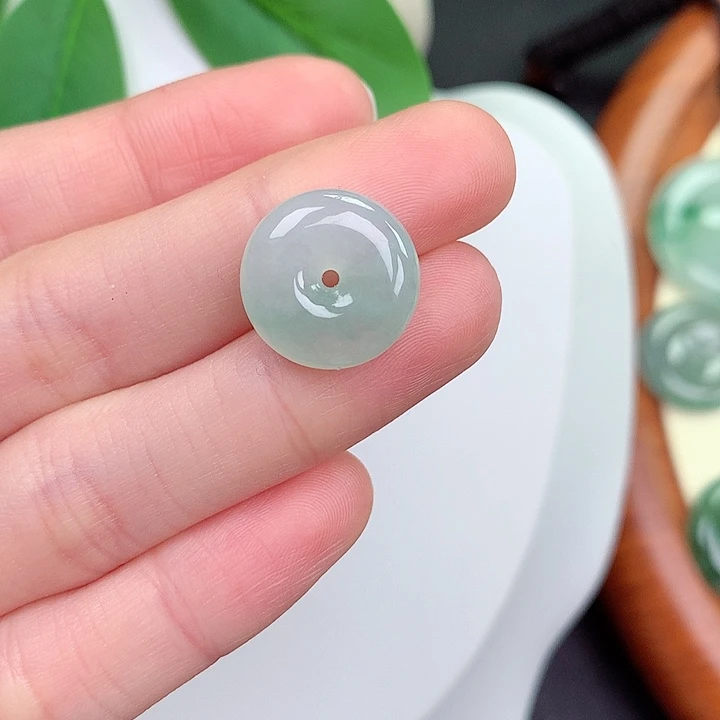 颈饰未镶嵌翡翠15-5.9mm