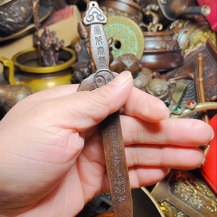 铜器摆件收收藏藏