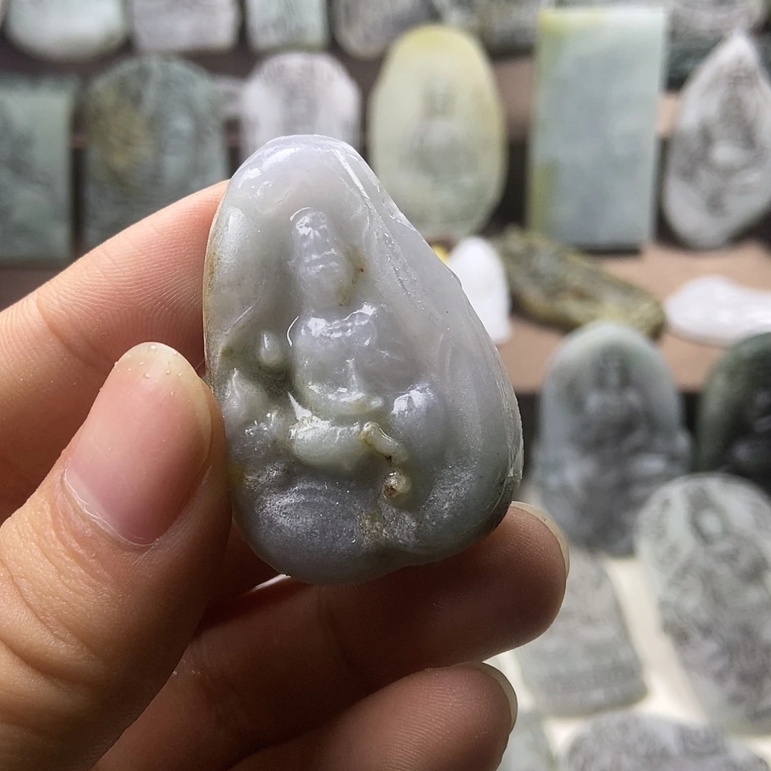 定制翡翠未镶嵌翡翠