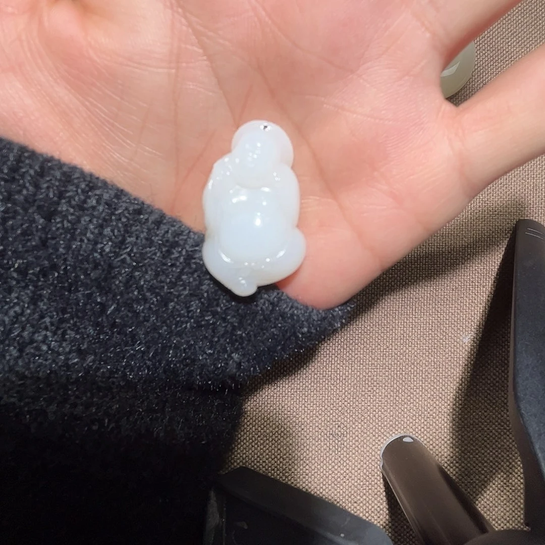 和田玉未镶嵌吊坠(不含链)