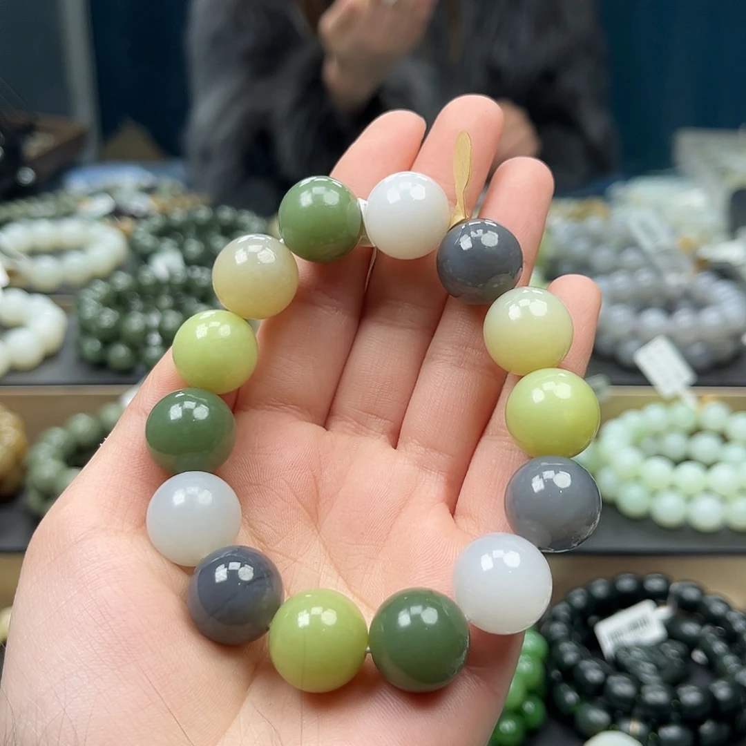 和田玉手链未镶嵌淡****曦