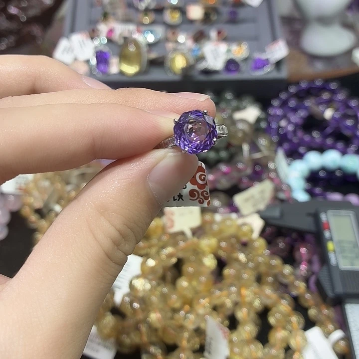 戒指水晶银S925镶嵌晶莹剔透