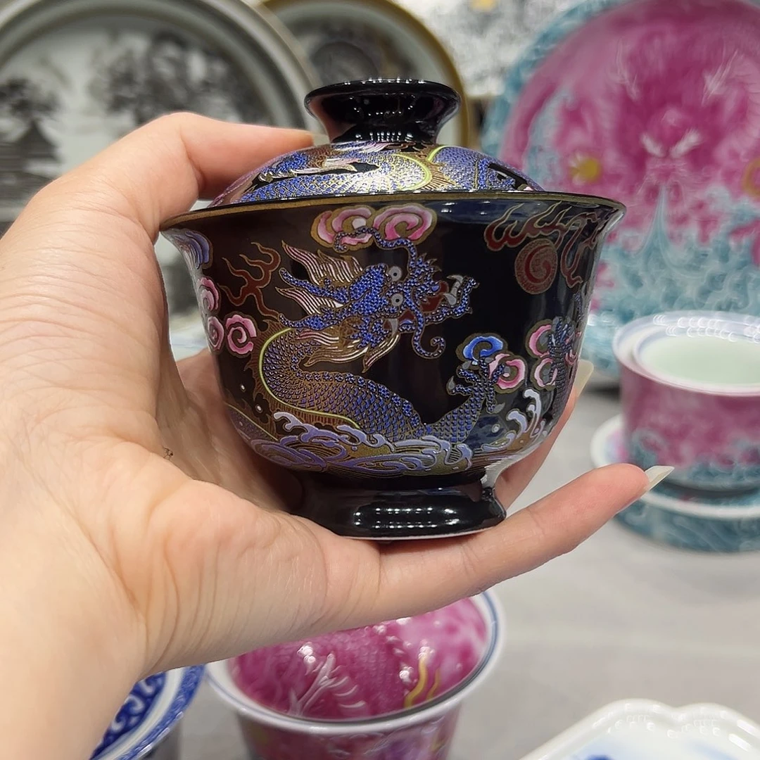 帝***勒泥塑景德镇陶瓷艺术