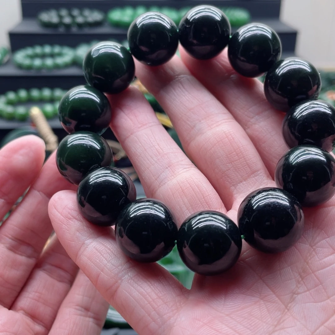 和田玉（碧玉）未镶嵌手链