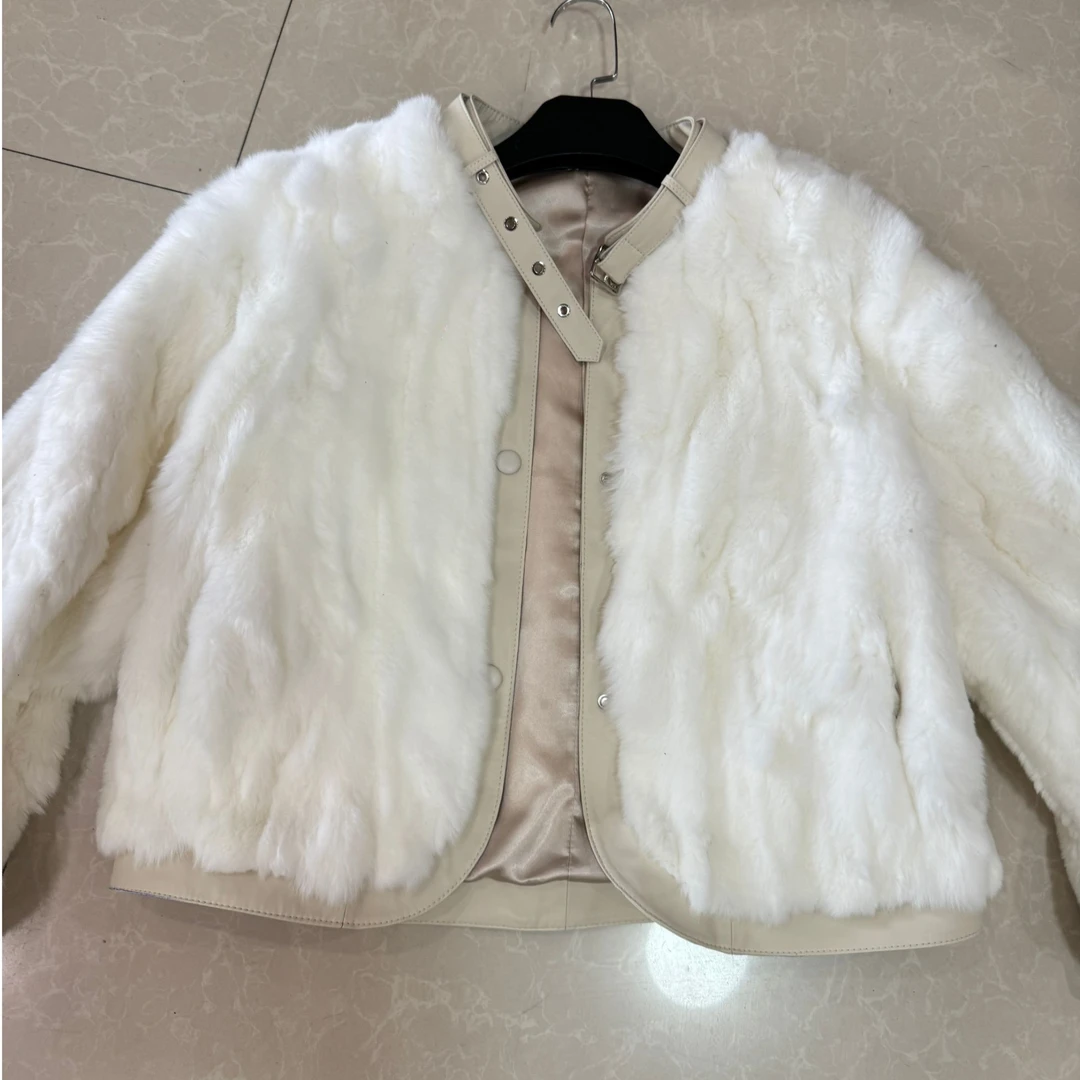 2024冬季新款设计感小香风撞色拼皮时尚百搭短款毛绒立领潮流外套