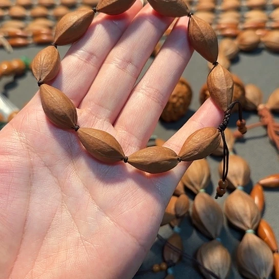 钱***51.2小金瓜子手串款