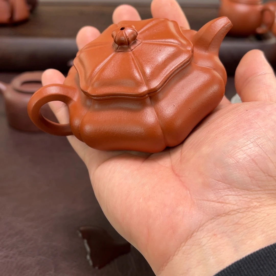 W***J紫砂茶壶汽修厂和机械设备