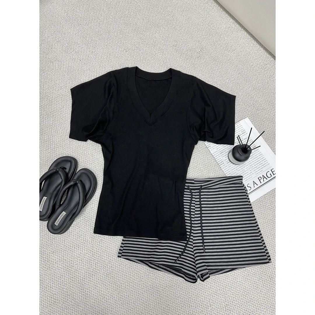 NEW MMSJ 上宽下窄蚂蚁腰V领短袖