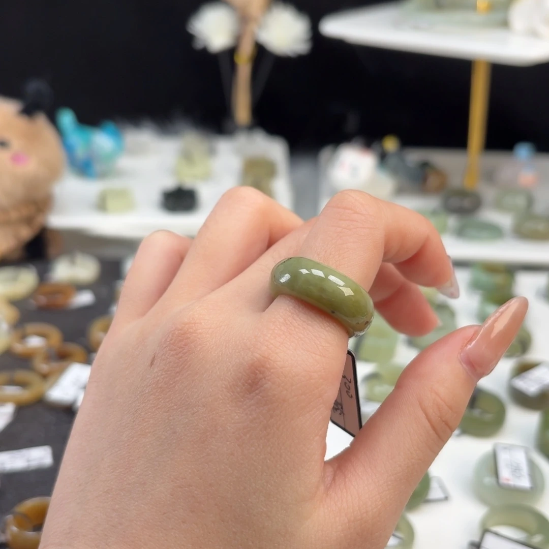 和田玉未镶嵌戒指o79黑洋冻轮胎16.5