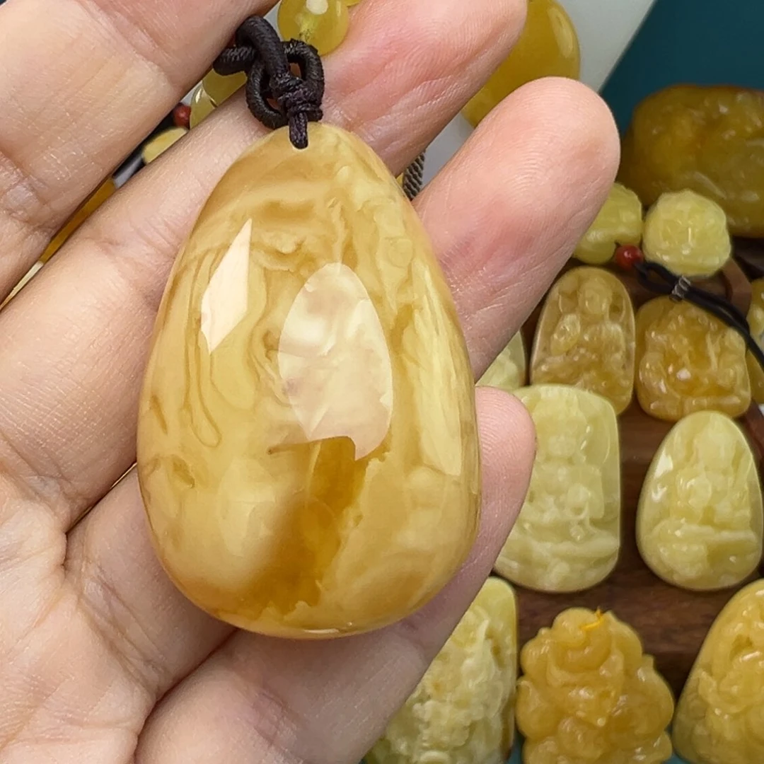 蜜蜡吊坠(赠链)未镶嵌