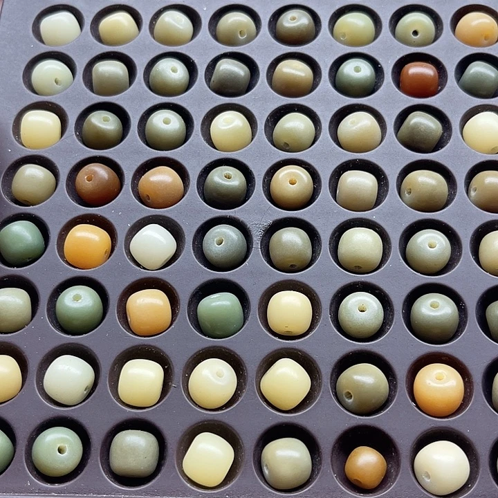 白玉菩提吊坠微瑕10/9多宝桶200卡灯牌宠200