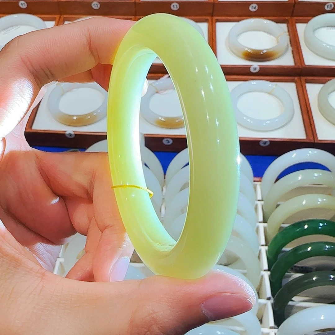 未镶嵌手镯和田玉青黄口58 59