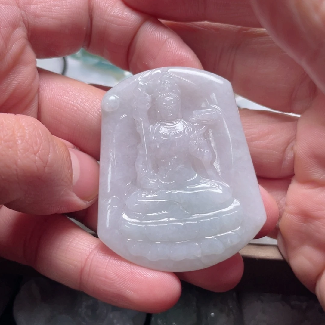 颈饰未镶嵌翡翠玲**儿翡翠