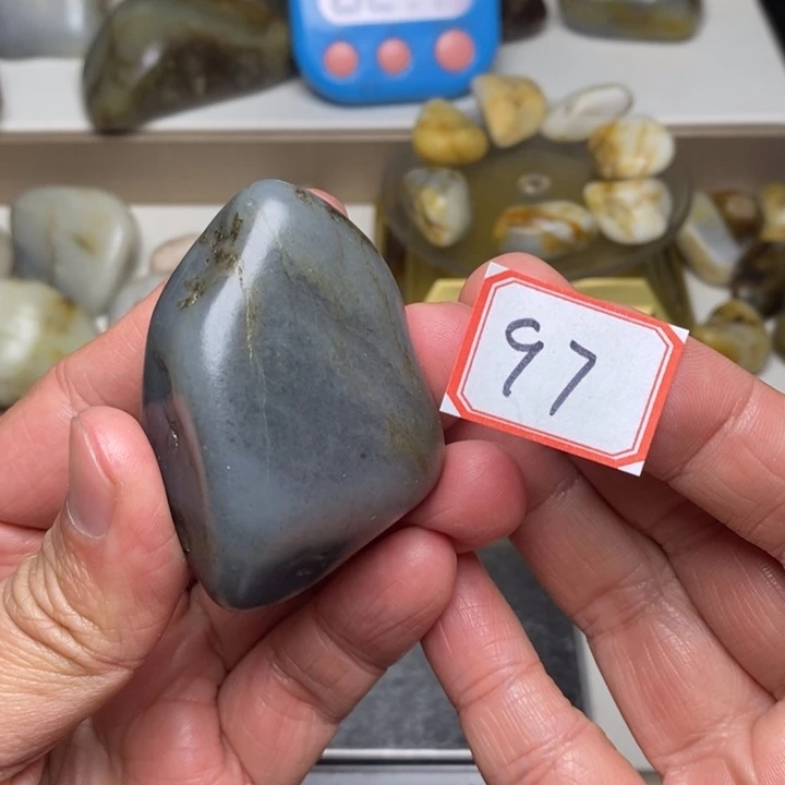 未镶嵌和田玉把件97