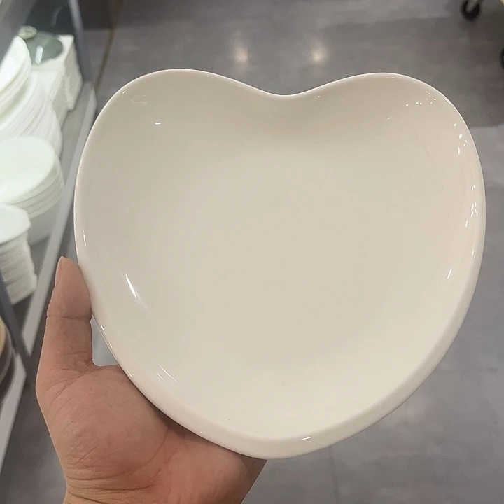 7.5爱心盘陶瓷的陶瓷