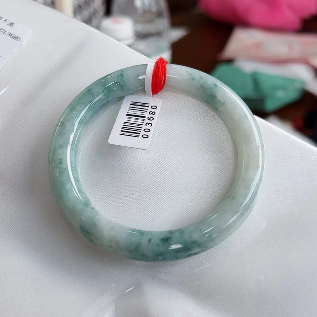 翡翠手镯未镶嵌3680