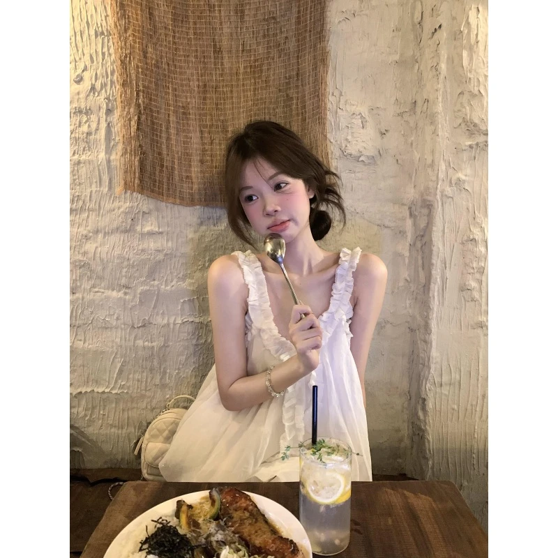 MARIE.COCO法式小甜心纯欲木耳边吊带上衣女搭配气质休闲裤两件套