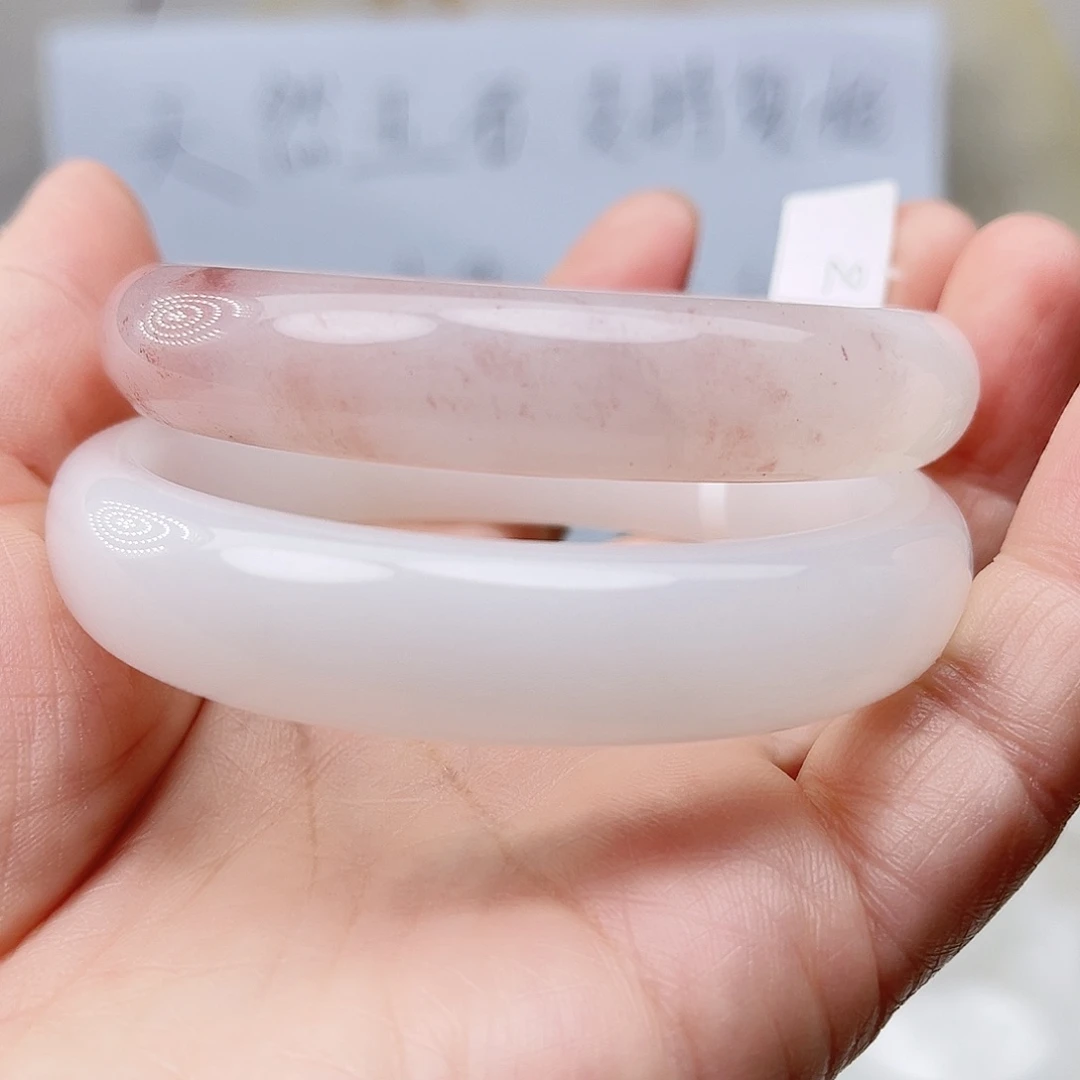 石英质玉未镶嵌手镯桃花101/58