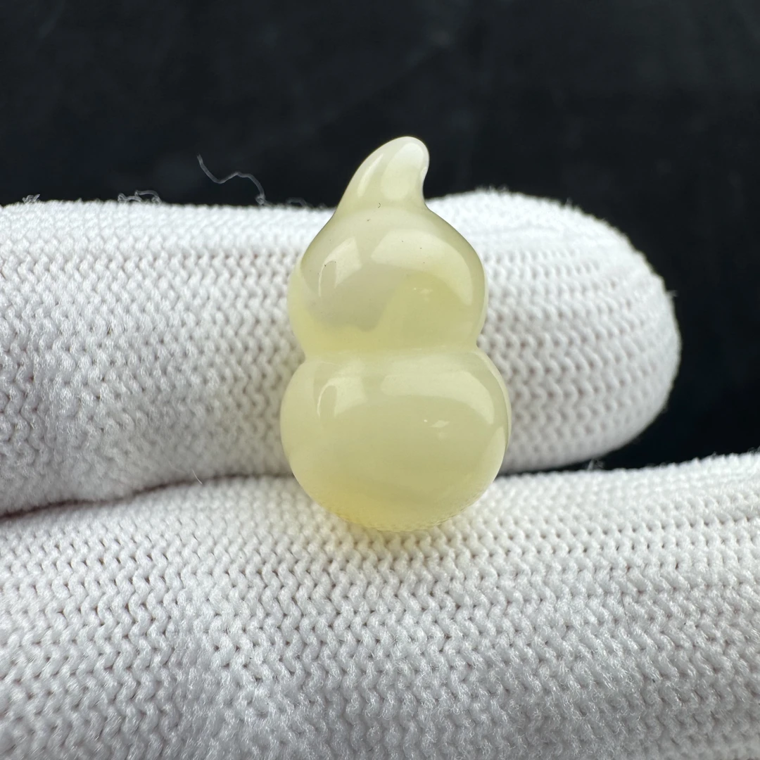 Y5448天然原矿蜜蜡 葫芦12*19.5mm支持复检假一罚十