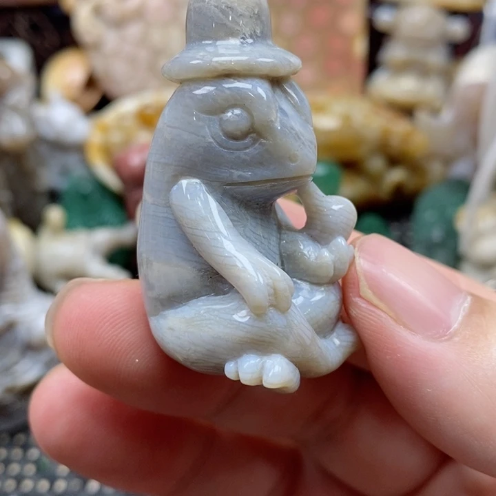 石英质玉颈饰未镶嵌
