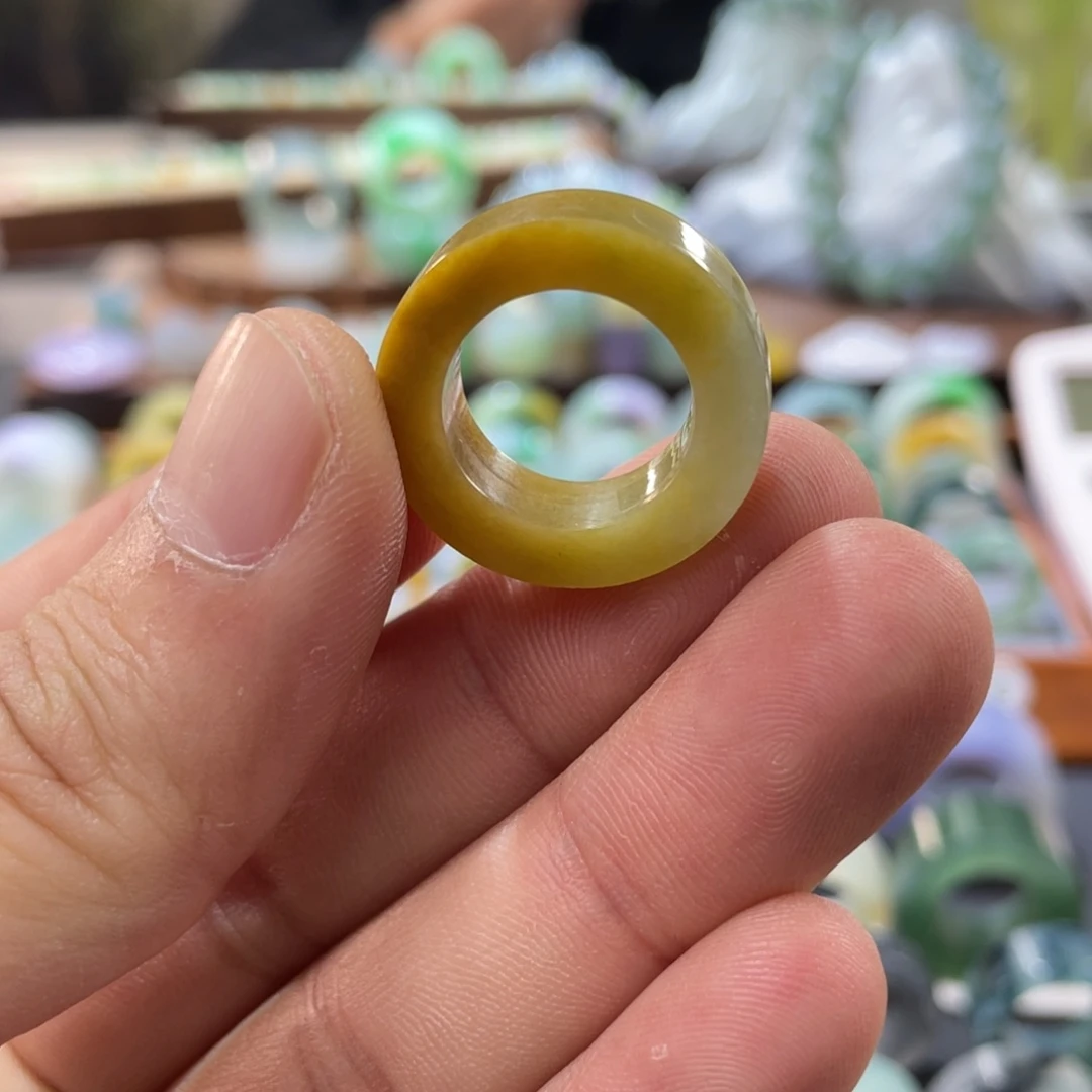 定制翡翠未镶嵌圈口9-14