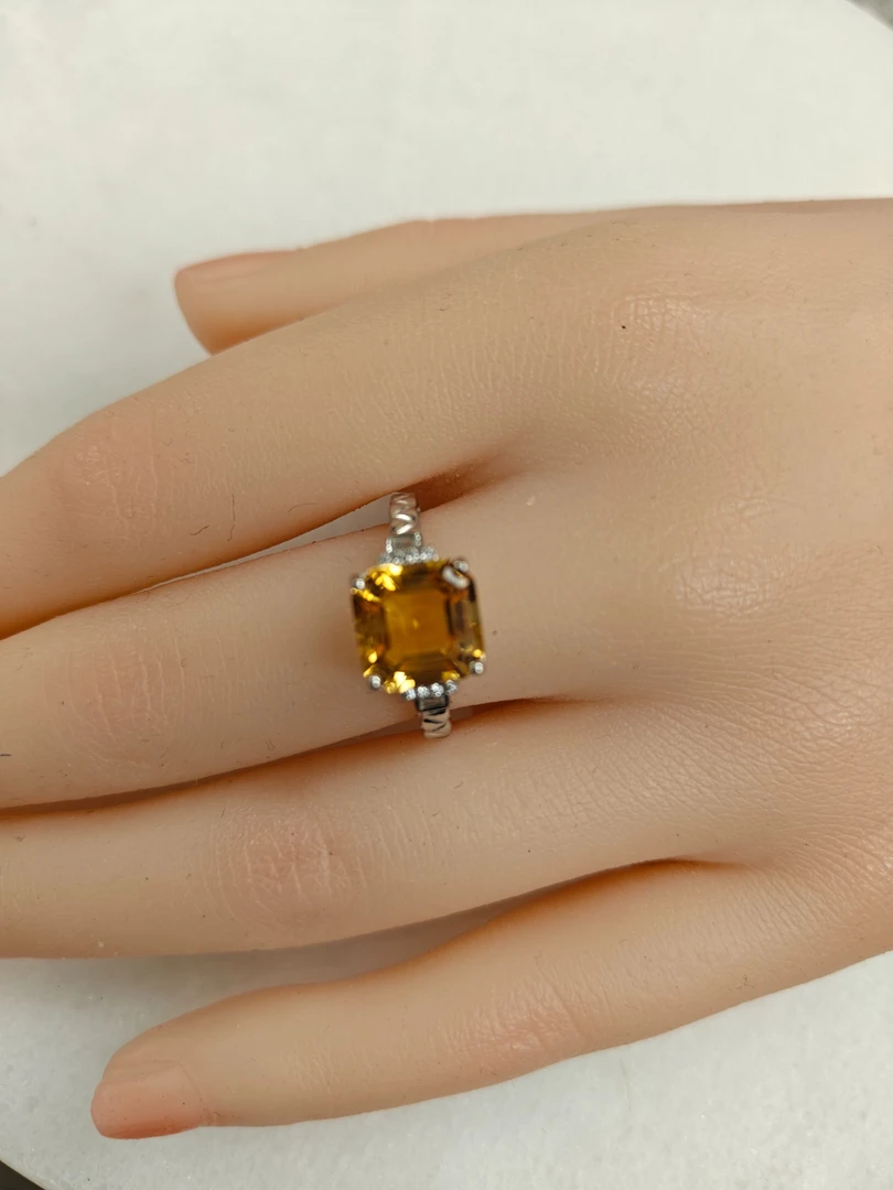 （黄水晶戒指）虎妈原创黄水晶戒指