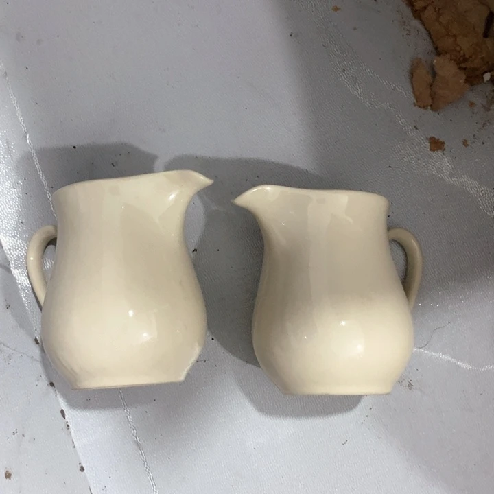 瓷片象牙瓷公道杯一对