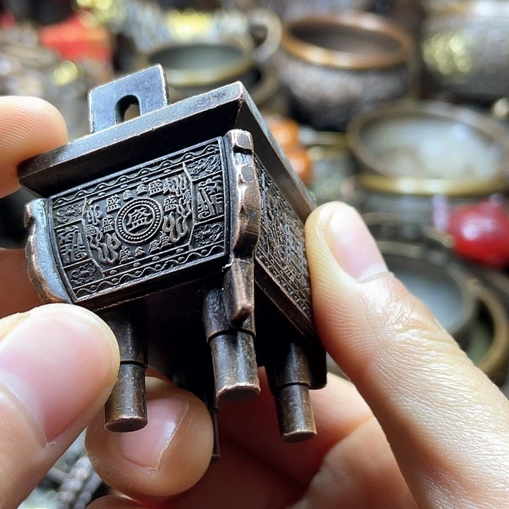 全是铜铜铜器铜器