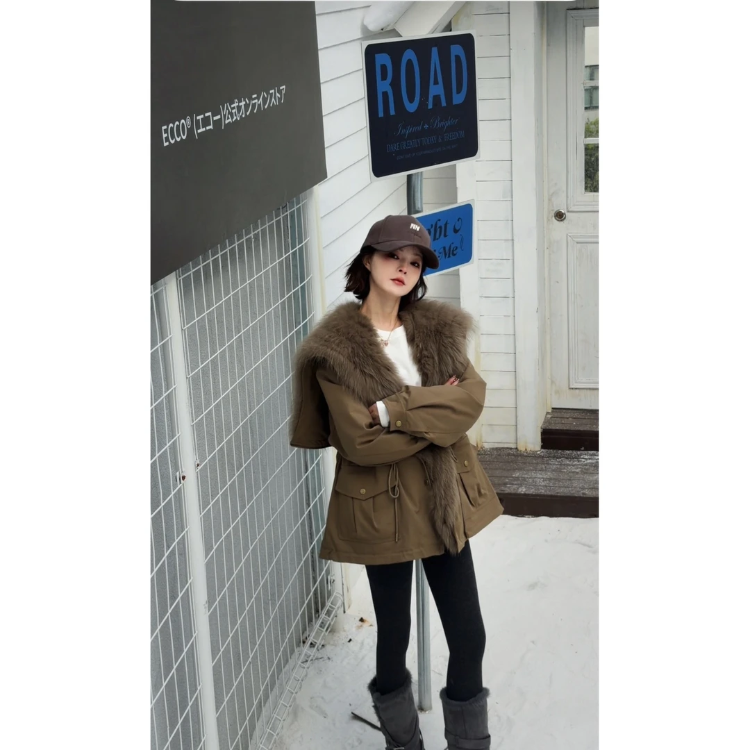 【JC高定】品牌新品高定大毛领羽绒服外套 P9550023X-0023