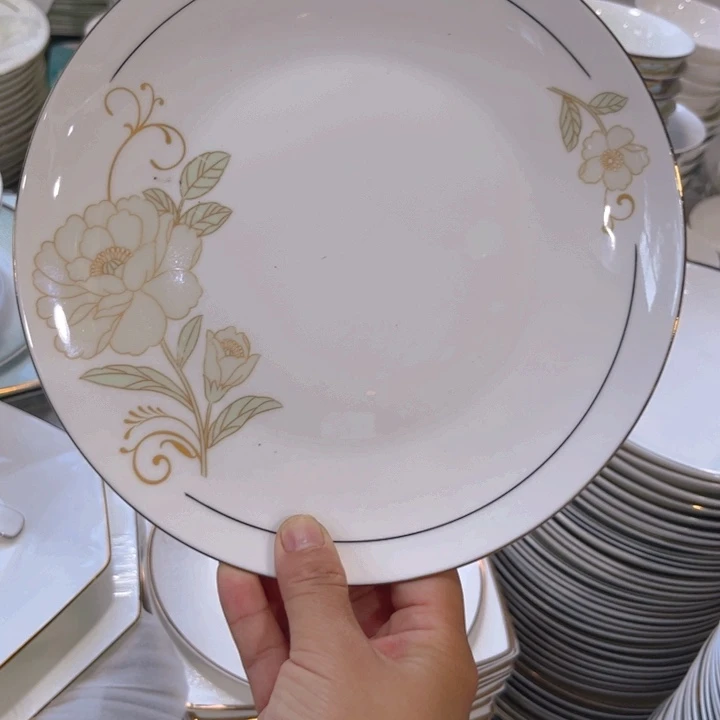 瓷片秒金八寸浅盘六个微瑕