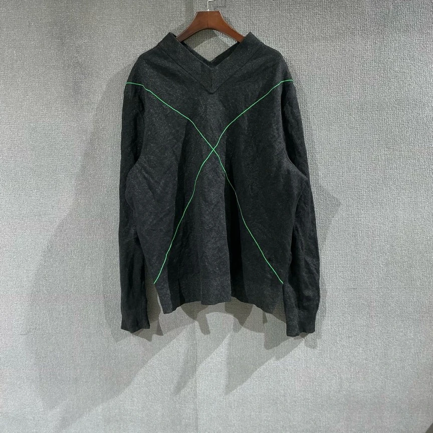 未使用 BOTTEGA VENETA/葆蝶家 （pm）V领针织衫 带吊m码/7941