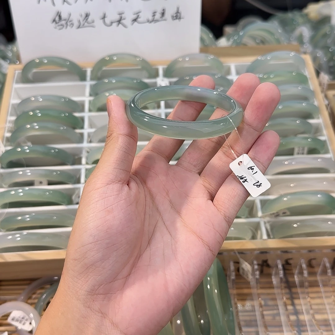 手镯玛瑙/玉髓未镶嵌圈口60.1