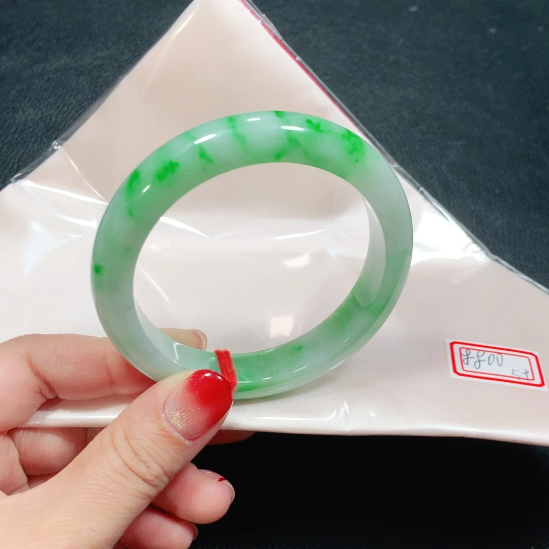 翡翠未镶嵌手镯03