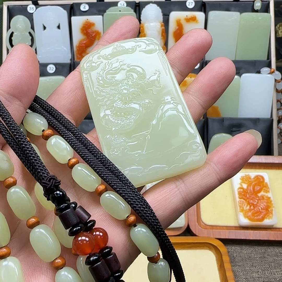 一***浮昆仑山料一物一拍双面龙