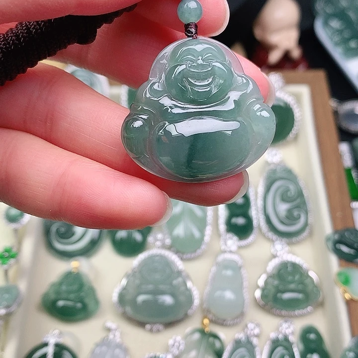 颈饰未镶嵌翡翠吊坠