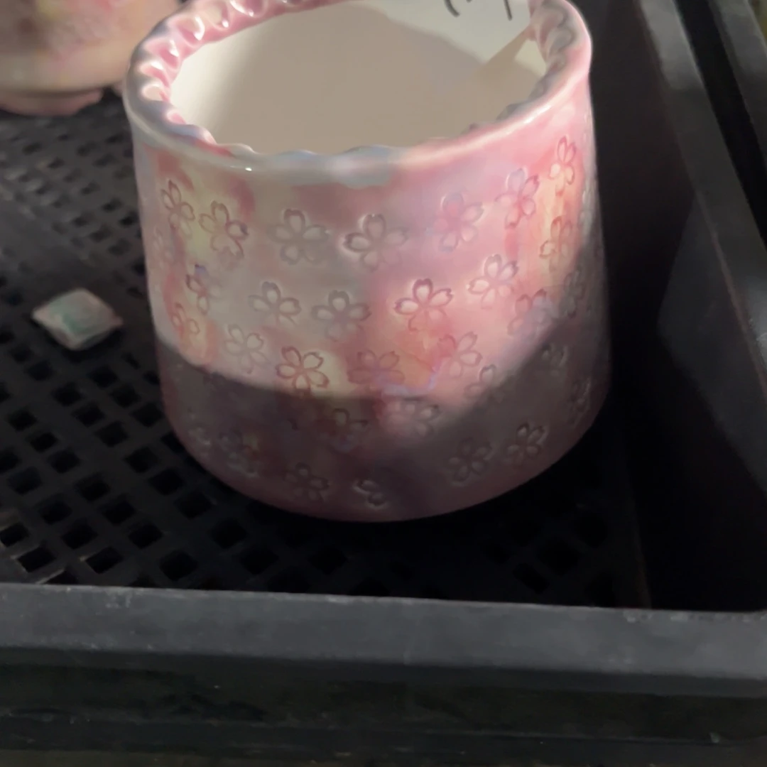 ?****…编号358花盆一个