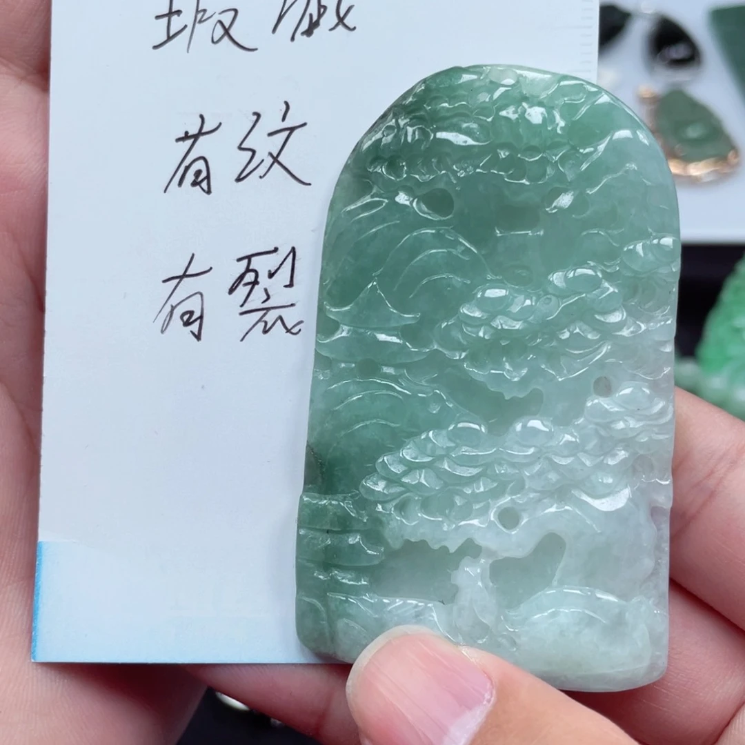 翡翠颈饰未镶嵌95859595888